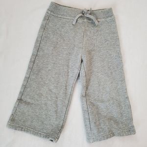 Childrens Place 5/25$ kids light gray sweatpants
